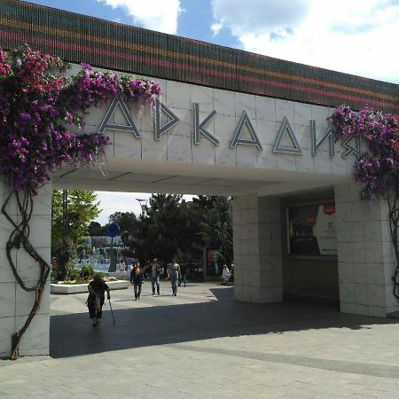 Arcadia Vip Apartments Sea View! Odessa Luaran gambar