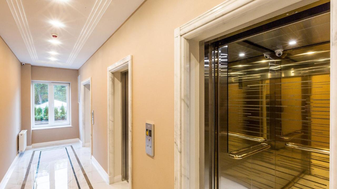 Arcadia Vip Apartments Sea View! Odessa Luaran gambar