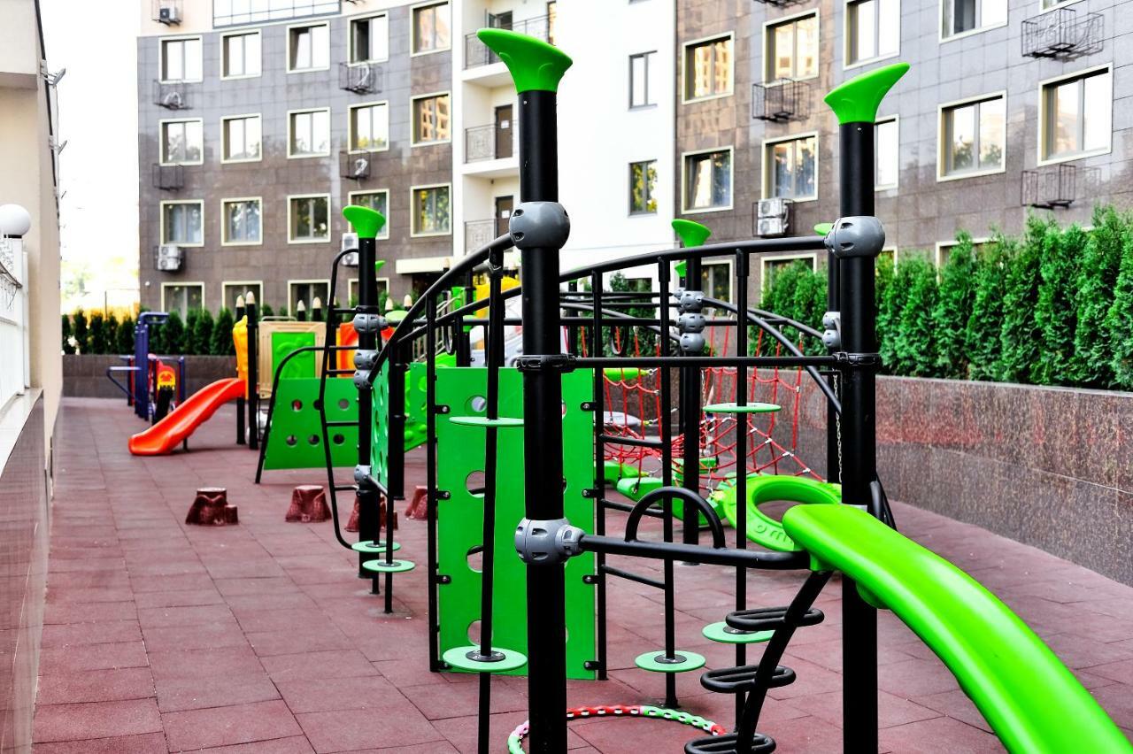 Arcadia Vip Apartments Sea View! Odessa Luaran gambar