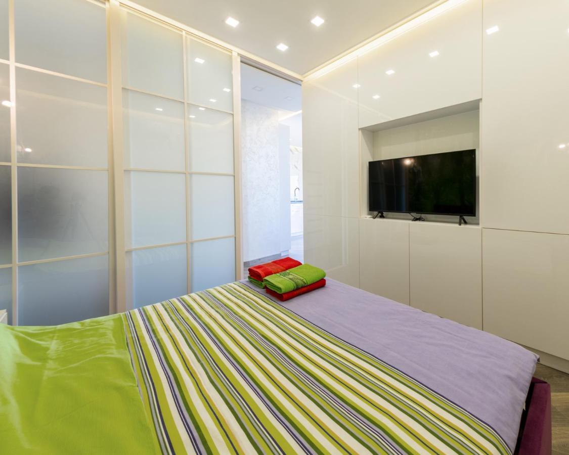 Arcadia Vip Apartments Sea View! Odessa Luaran gambar