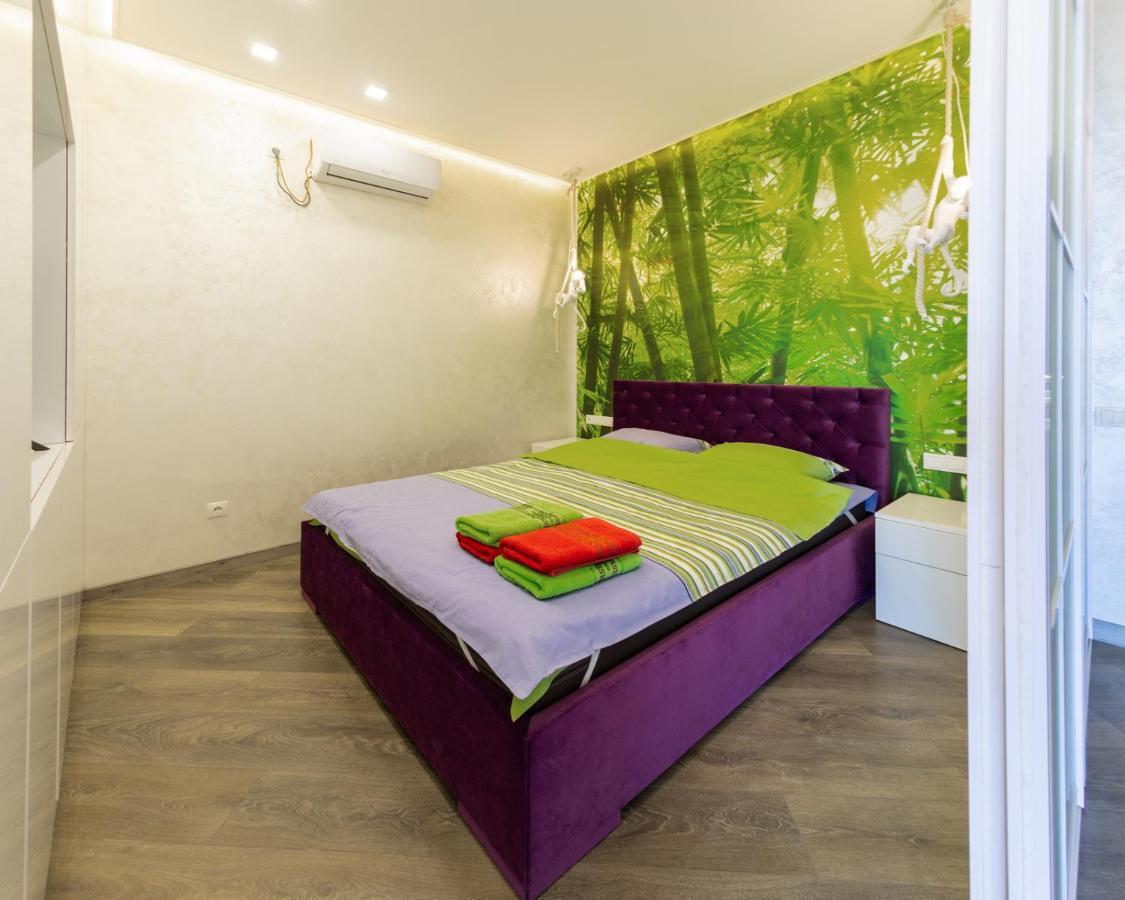 Arcadia Vip Apartments Sea View! Odessa Luaran gambar